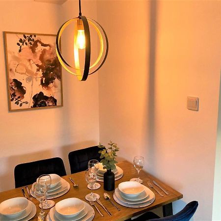Апартаменты Escape 2 Unwind, Minster Retreat - Sleeps 5 Йорк Экстерьер фото